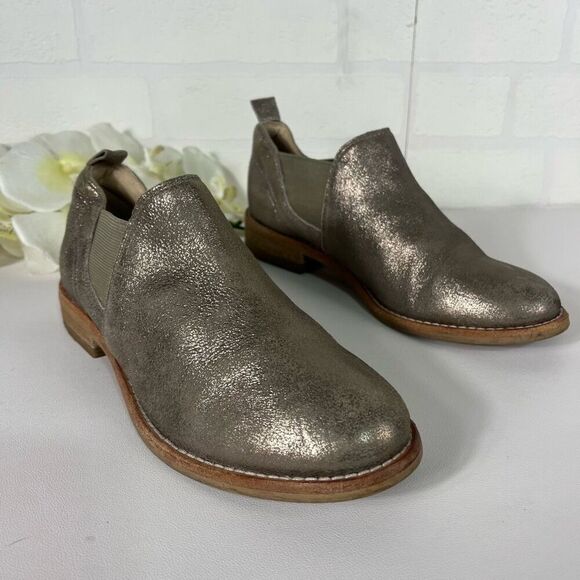 Clarks Artisan Womens Edenvale Slip on Shoes size 7 Champagne shimmer - Picture 1 of 14